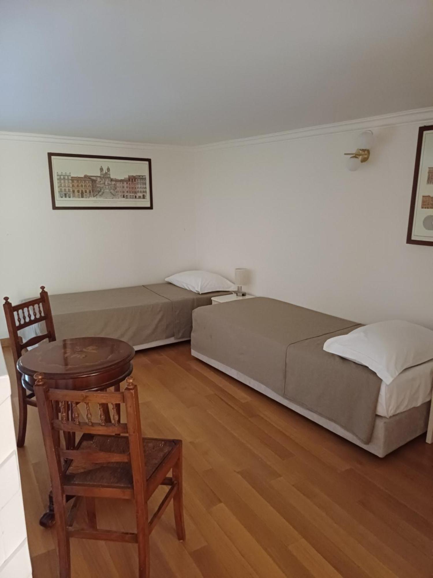 Assunta Domus Hotel Roma Ngoại thất bức ảnh