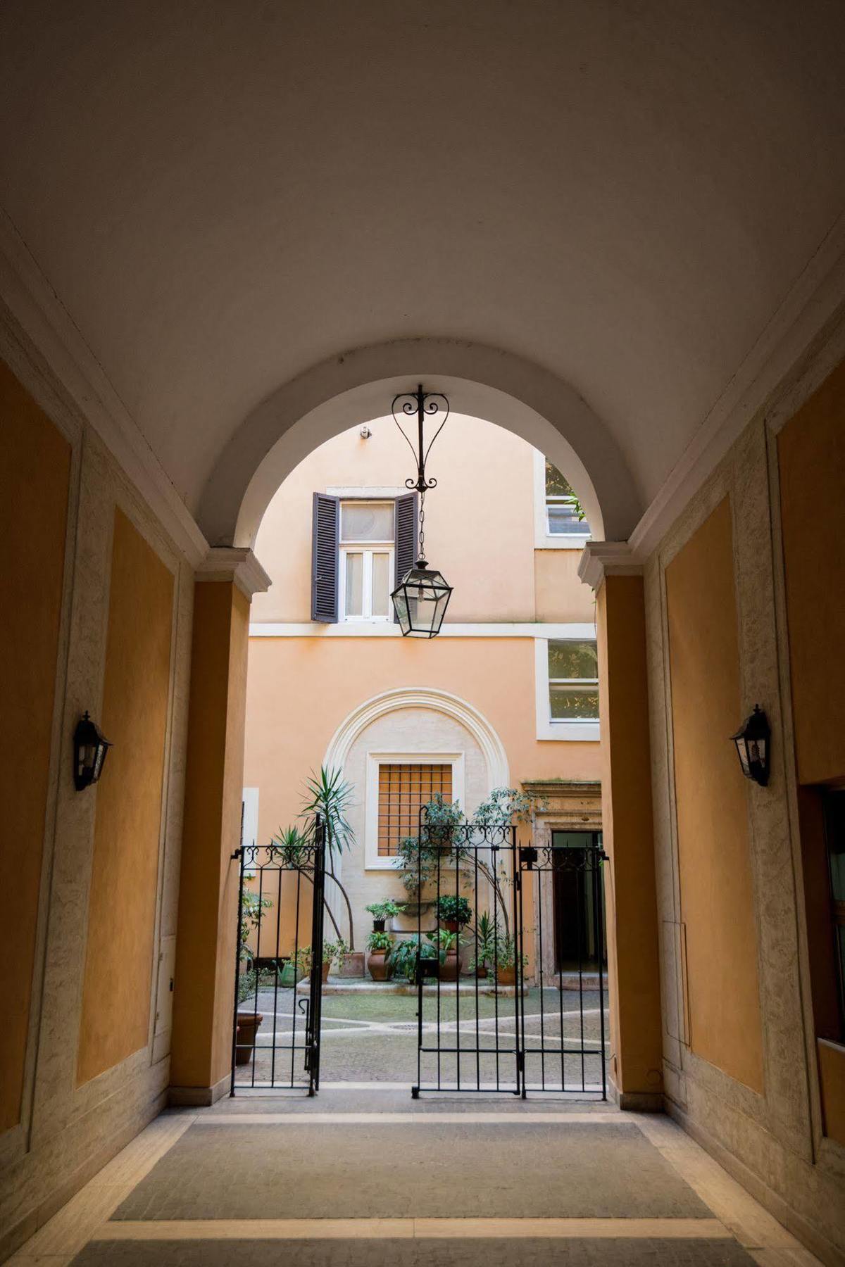 Assunta Domus Hotel Roma Ngoại thất bức ảnh